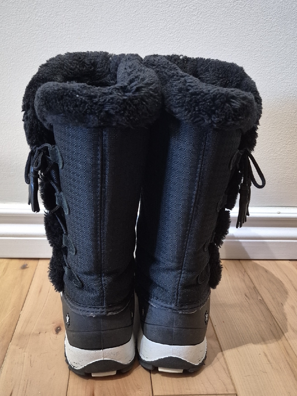 Baffin Girls Size 3 Black Winter Snow Boots - Cozy Faux-Fur Lining - Picture 6 of 9